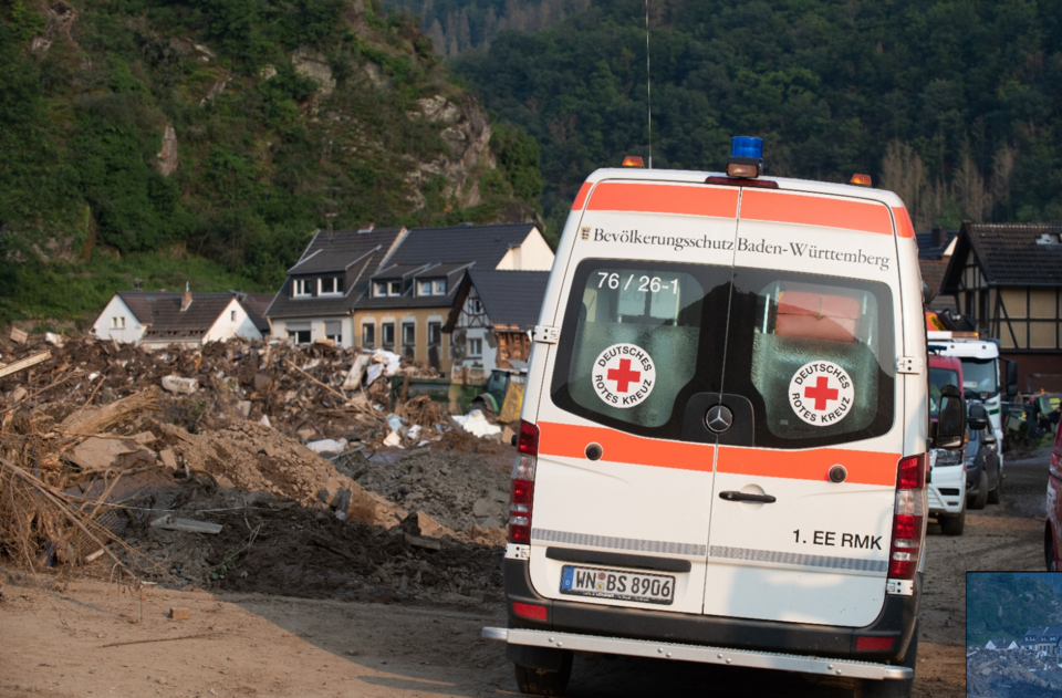 Fahrzeug aus dem DRK-Landesverband bei der Hochwasserhilfe 2021 im Ahrtal